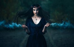 Каква астрална вещица сте според хороскопа си?