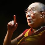 Далай Лама свърза пандемията от коронавируса с натрупаната карма